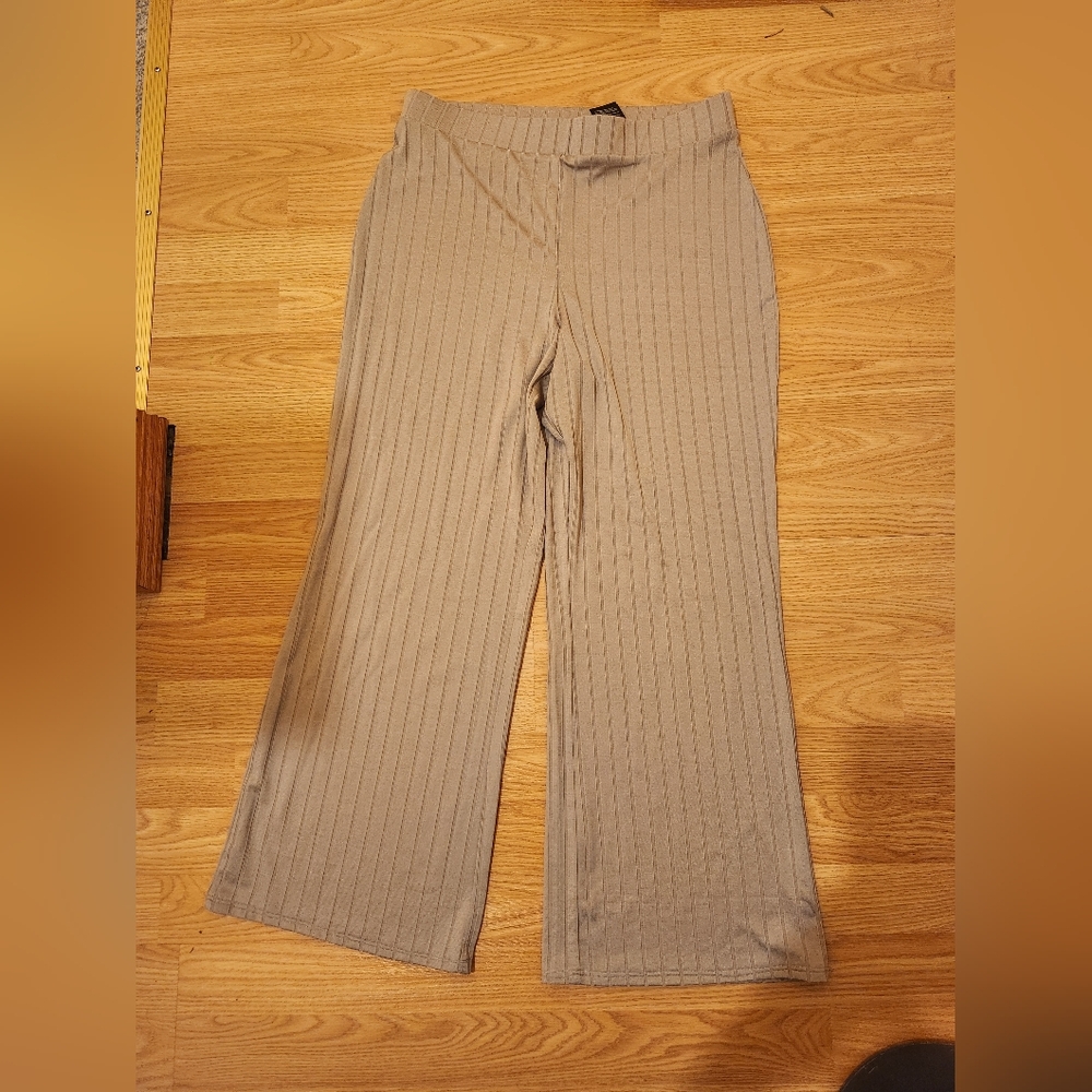 H&M medium wide leg tan striped pants